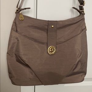 Baggallini Helsinki Bagg, Portobello